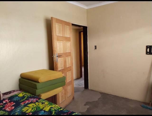 9 BEDROOM HOUSE FOR SALE IN SESHEGO C